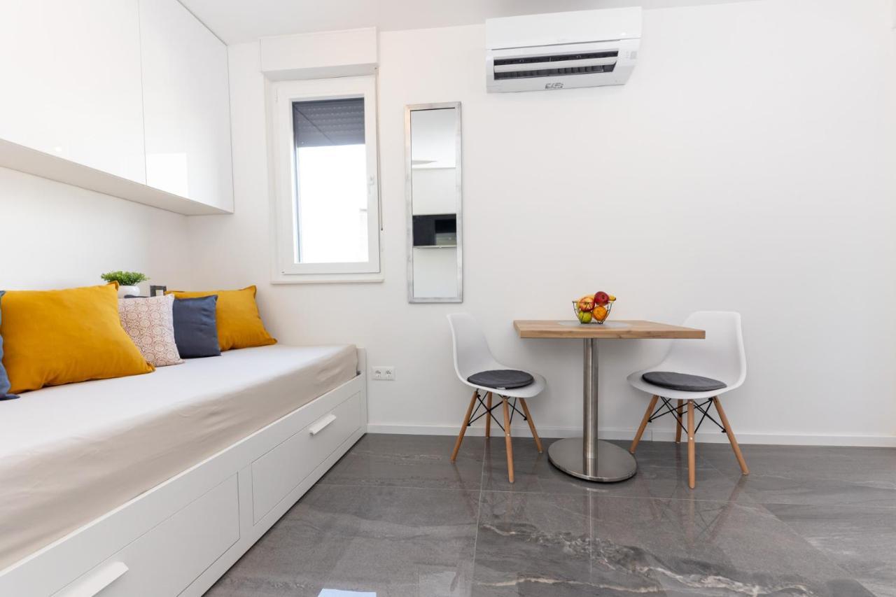 New Studio For 2, Free Private Garage Spot, Wi-Fi, 200 M From Mall Of สปลิท ภายนอก รูปภาพ